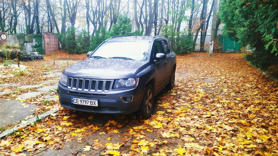 Jeep Compass Dark Gray Metal 2