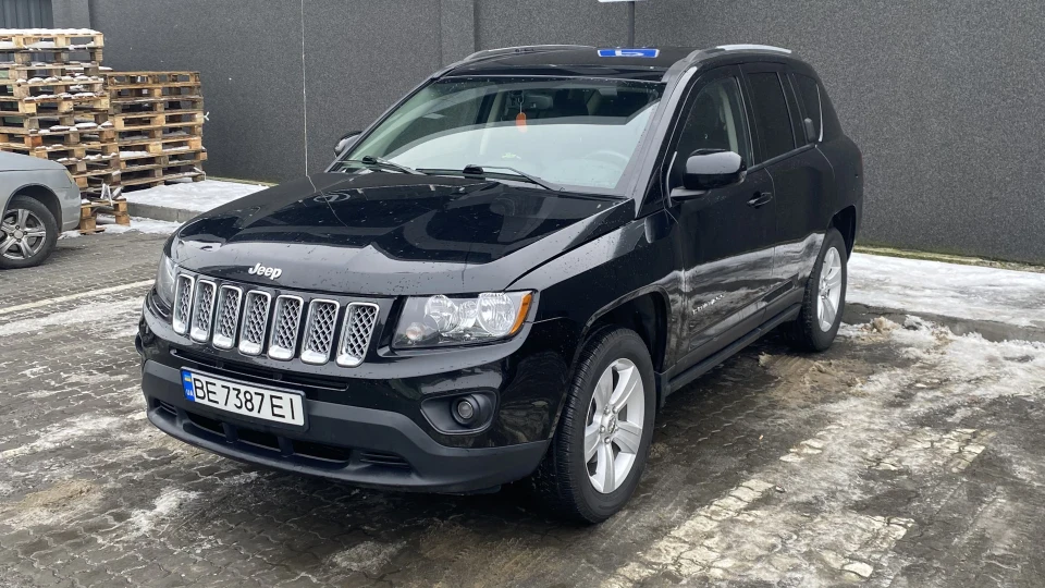Jeep Compass Latitude 3