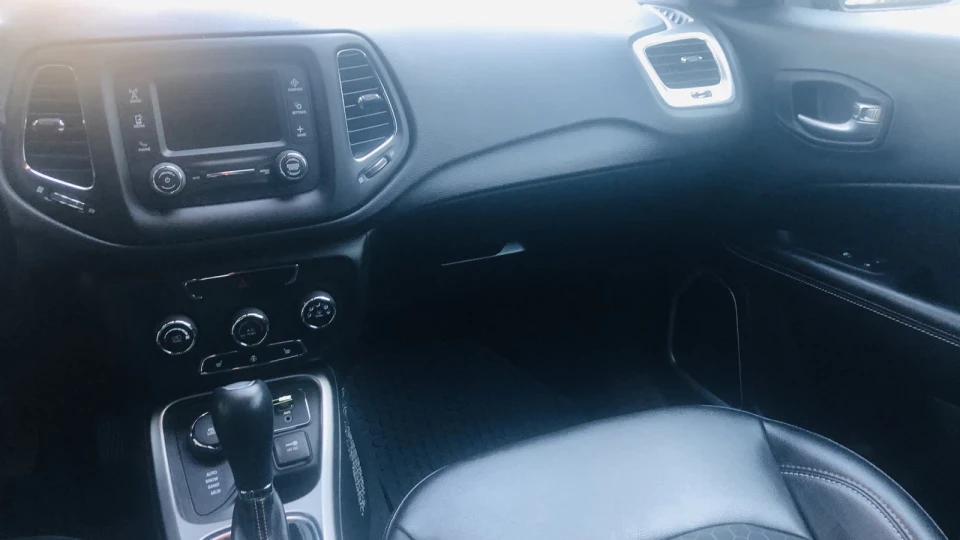 Jeep Compass Latitude 4