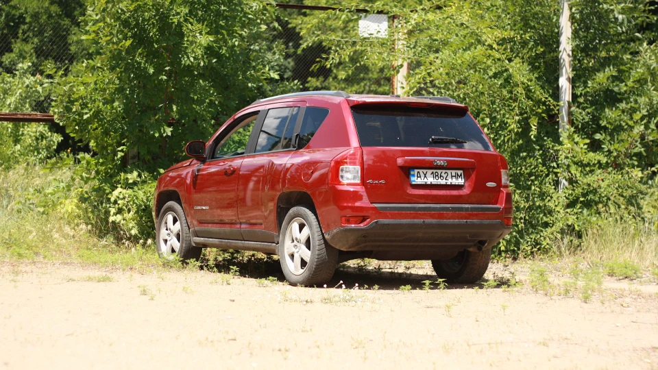 Jeep Compass Little Cherokee 2