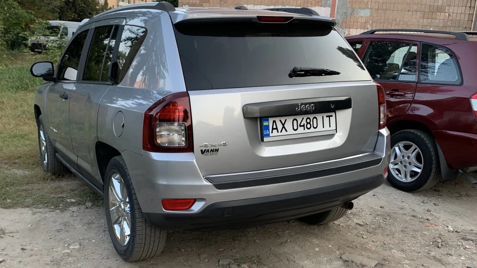 Jeep Compass Sport 5