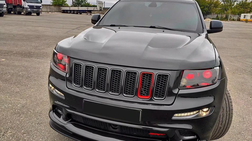 Jeep Grand Cherokee SRT-8