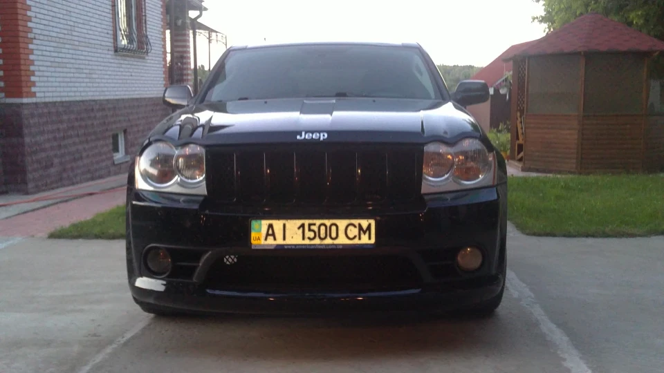 Jeep Grand Cherokee SRT-8 2