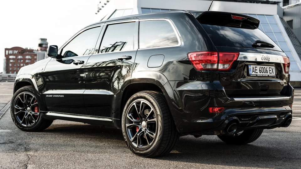 Jeep Grand Cherokee SRT-8 6.4л-SRT-8 5