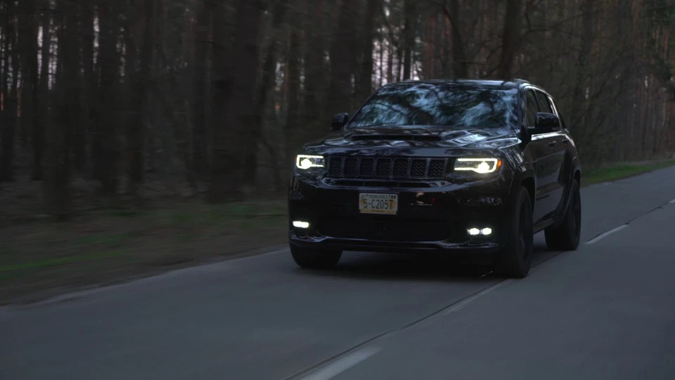 Jeep Grand Cherokee SRT-8 Black Hemi 6.4L 3