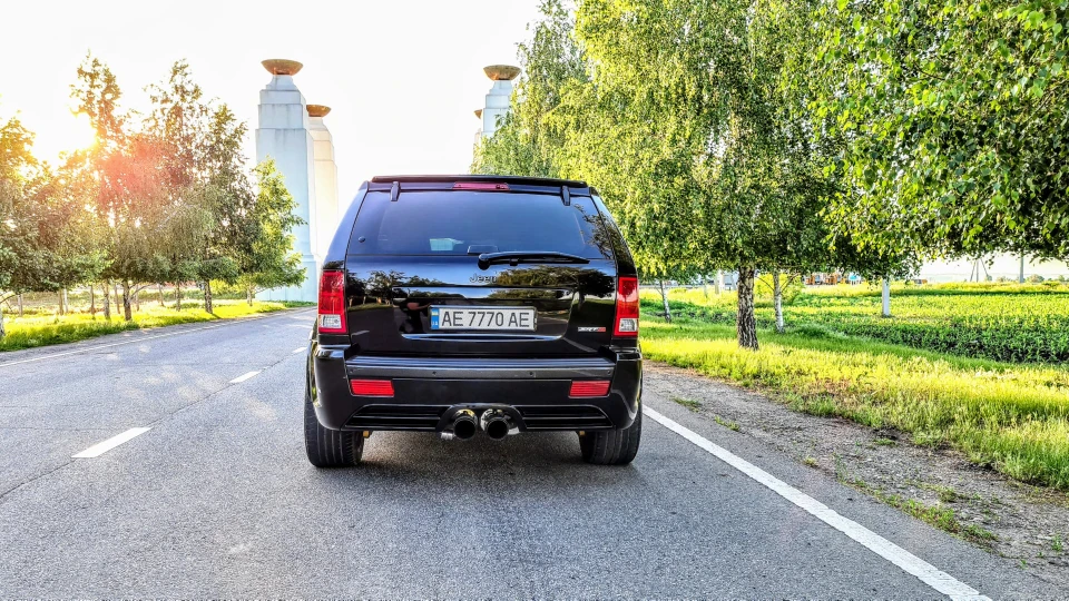 Jeep Grand Cherokee SRT-8 ..Black Pearl.. 3