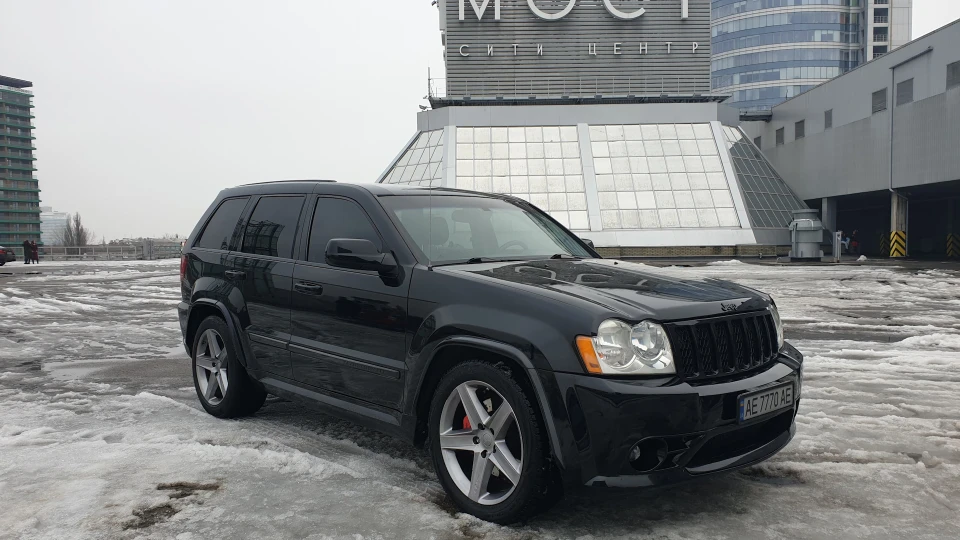 Jeep Grand Cherokee SRT-8 ..Black Pearl.. 4