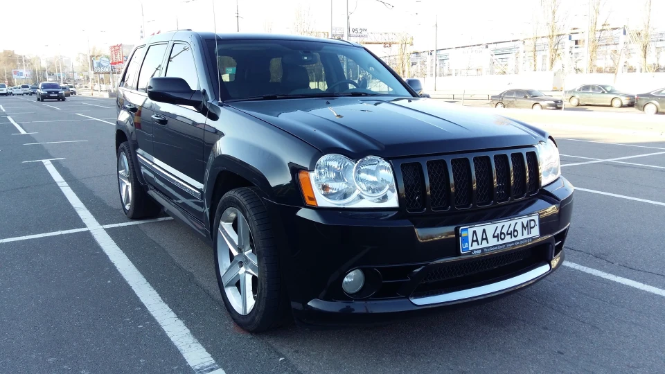 Jeep Grand Cherokee SRT-8 Чорний Володар 2
