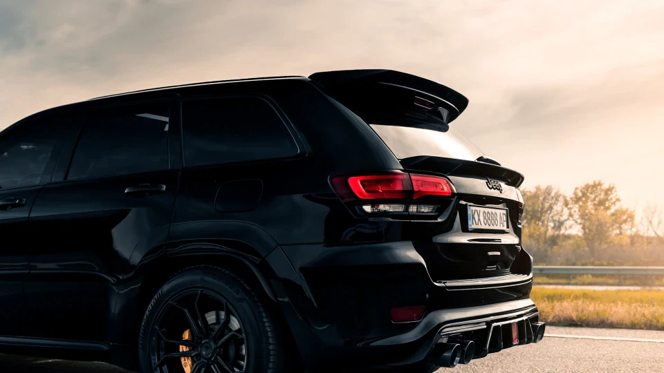 Jeep Grand Cherokee SRT-8 TRACKHAWK 3
