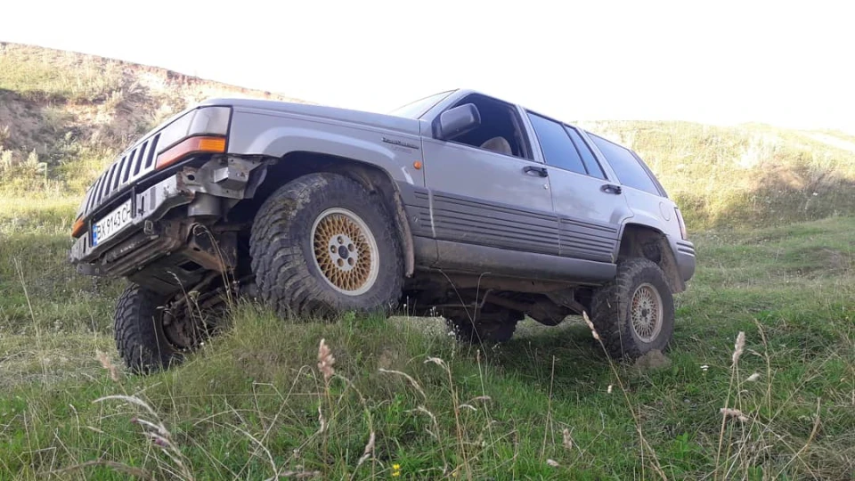 Jeep Grand Cherokee 4