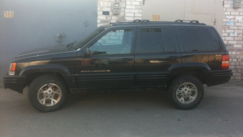 Jeep Grand Cherokee 5.2 Limited 4