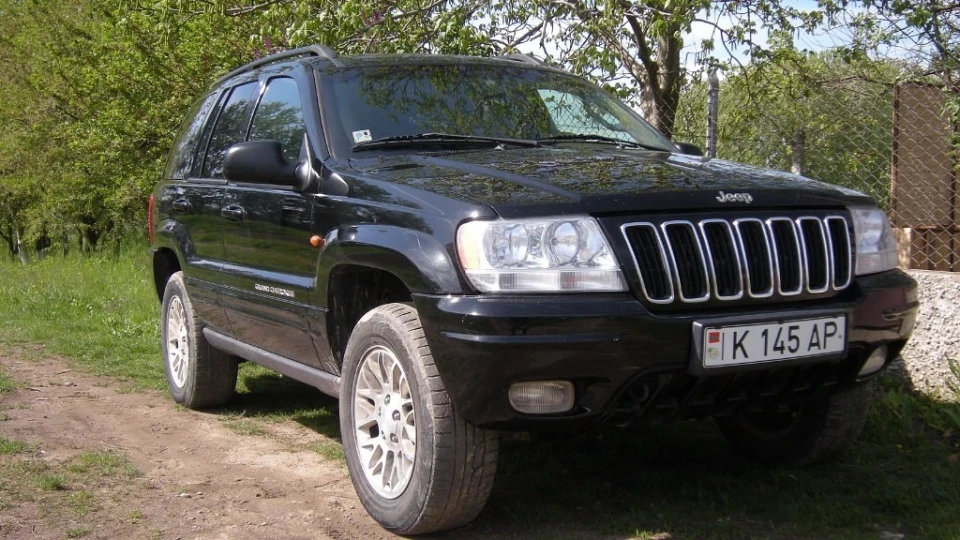 Jeep Grand Cherokee BLACK RAVEN 3