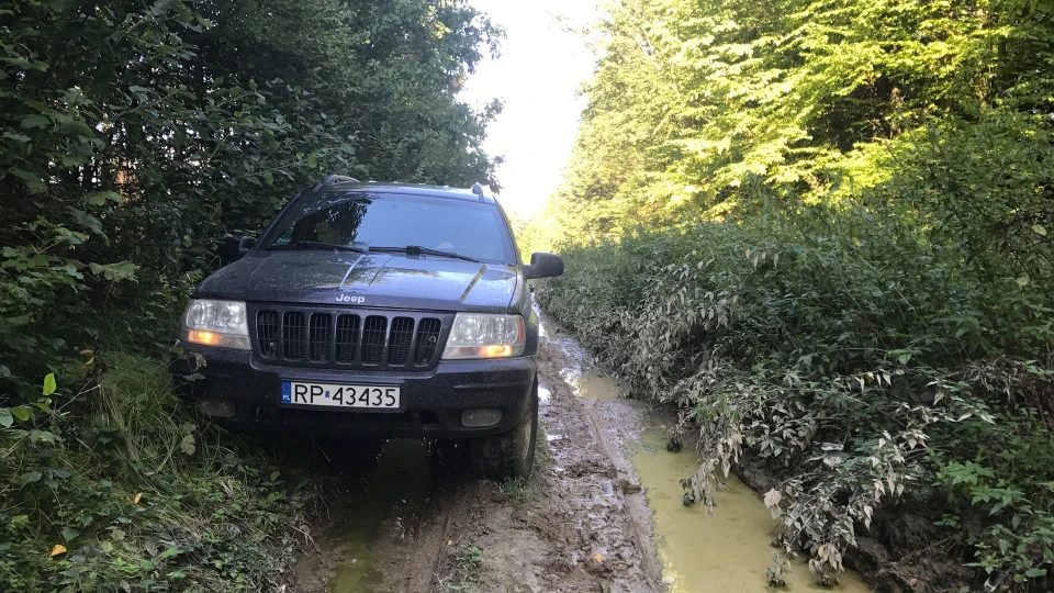 Jeep Grand Cherokee Чирик 2