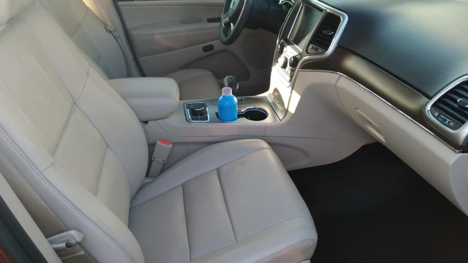 Jeep Grand Cherokee Червоний Носоріг 4
