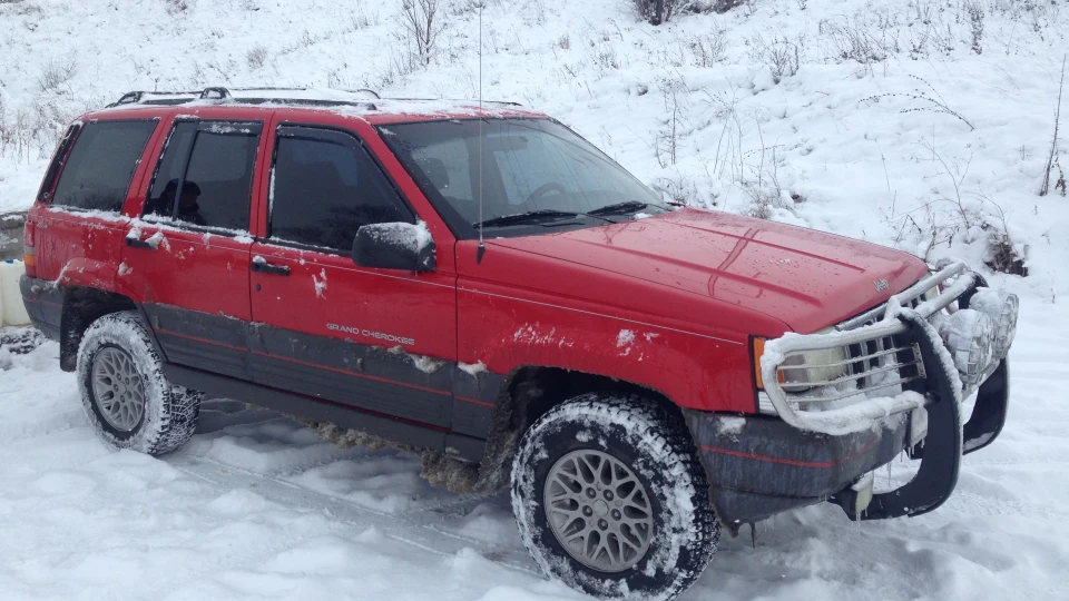 Jeep Grand Cherokee Laredo 2