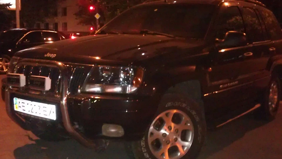 Jeep Grand Cherokee справжній індіанець
