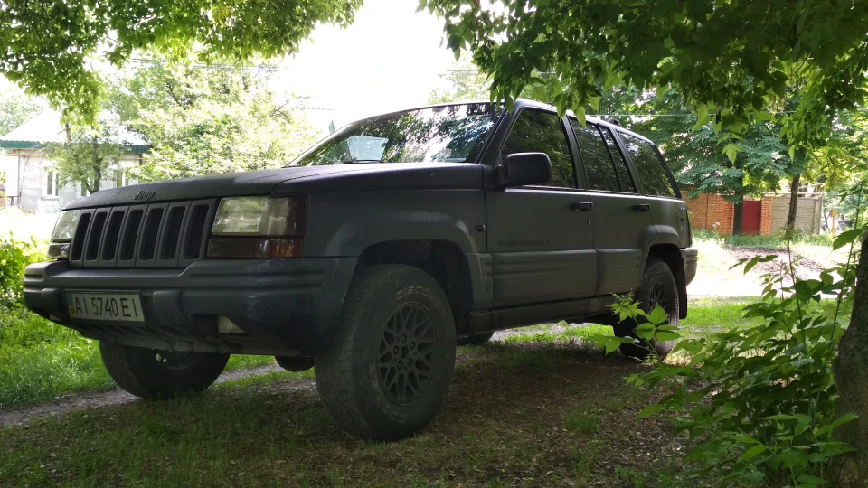 Jeep Grand Cherokee Raptor 2
