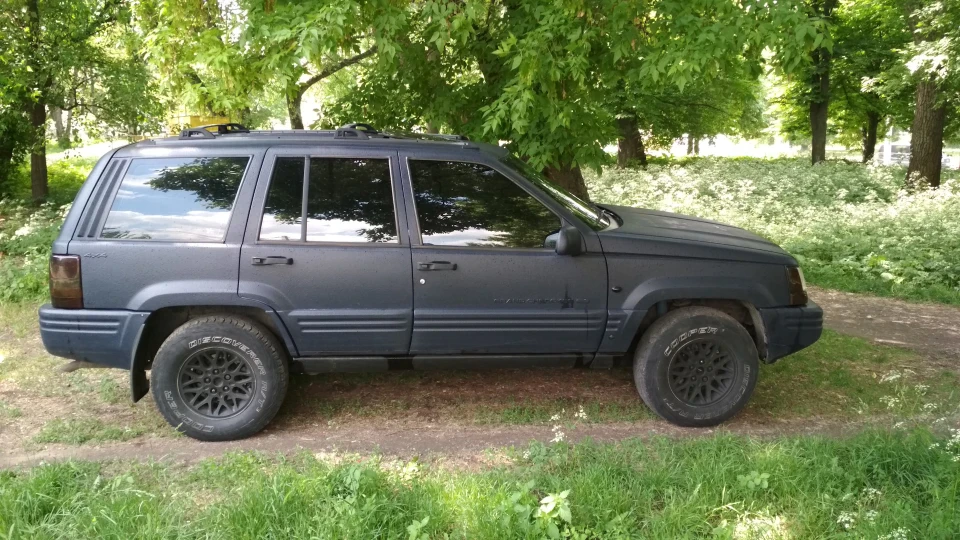 Jeep Grand Cherokee Raptor 4