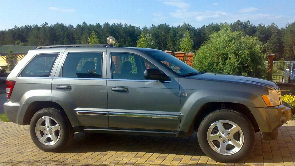 Jeep Grand Cherokee сімейний тракторець 2