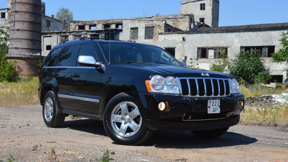 Jeep Grand Cherokee Широкий 5,7 HEMI V8 4