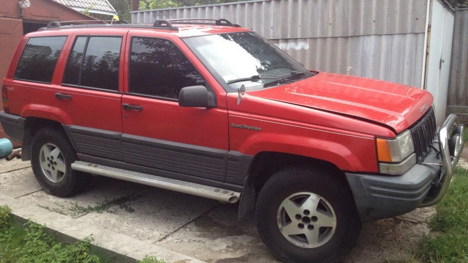 Jeep Grand Cherokee ZJ 4.0 3