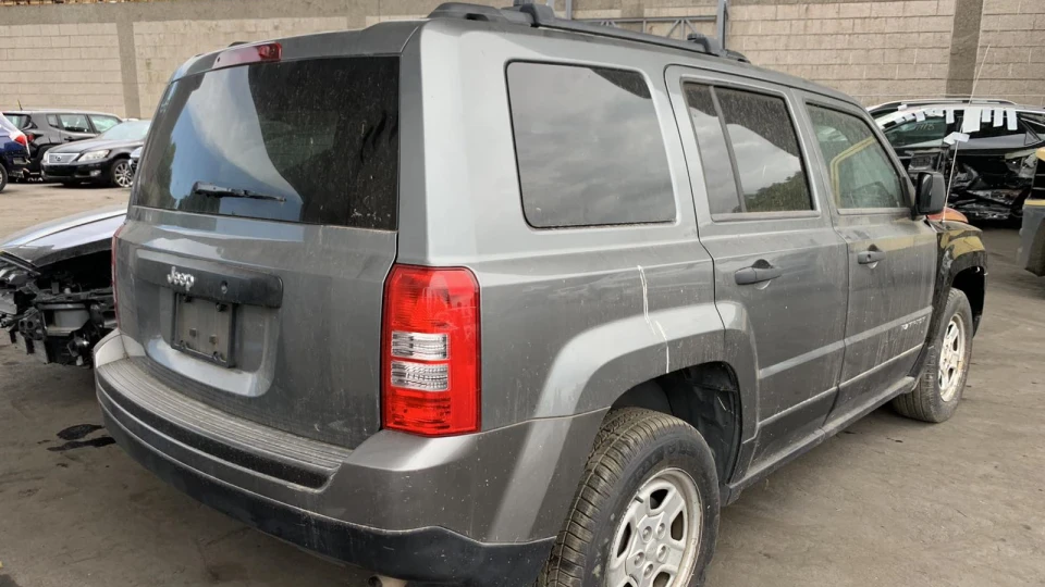 Jeep Patriot На мінімалках