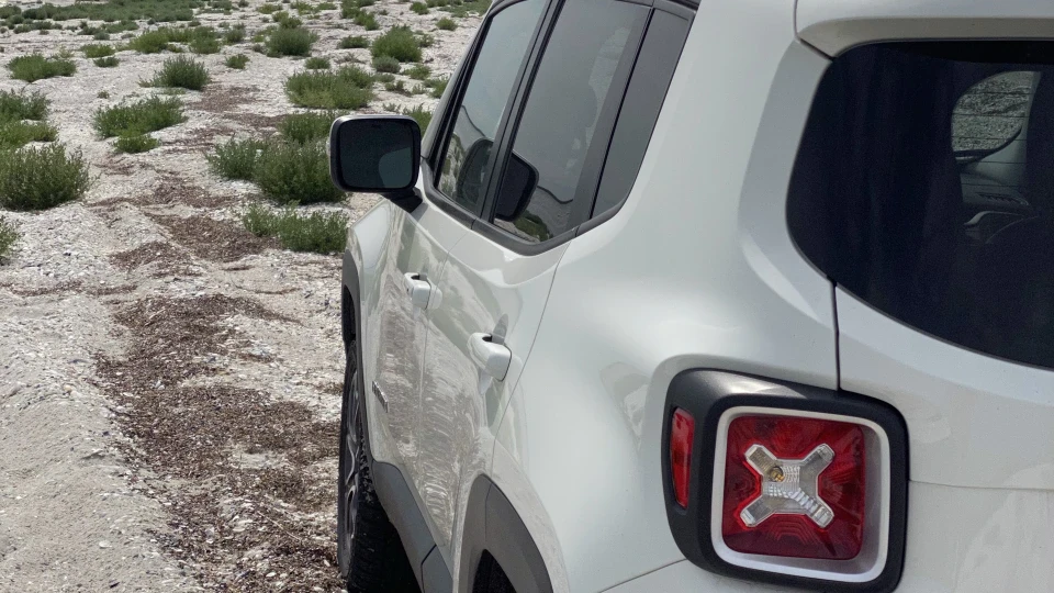 Jeep Renegade 3