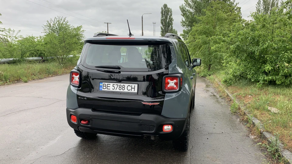 Jeep Renegade 5