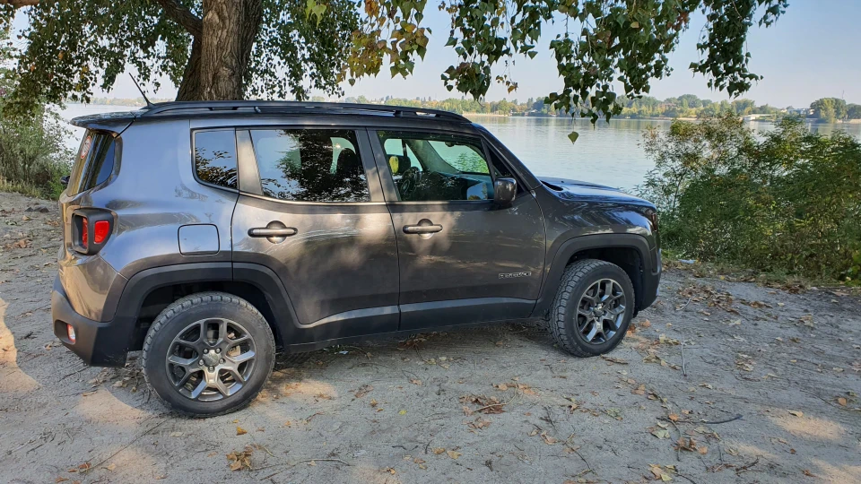 Jeep Renegade 2