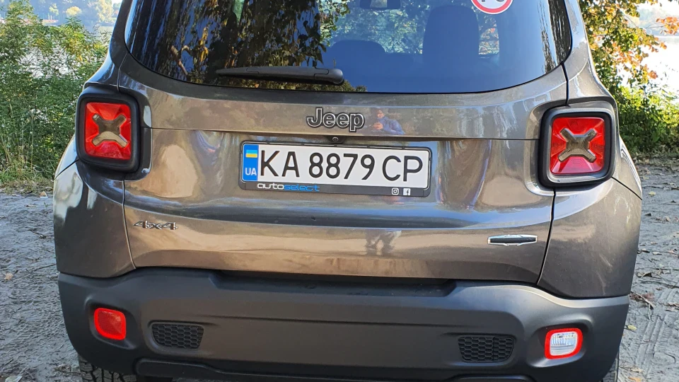Jeep Renegade 3