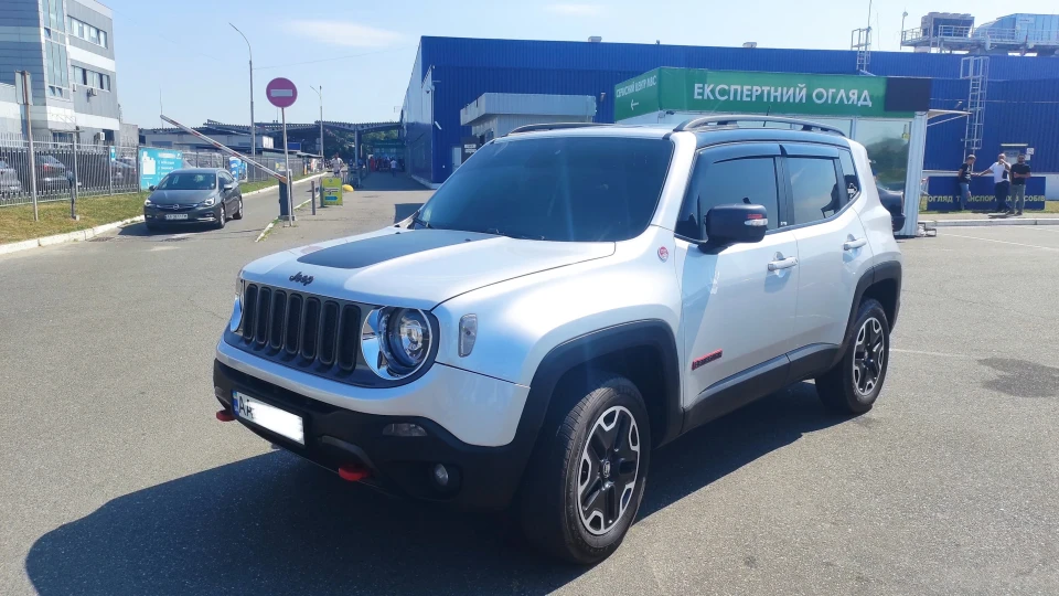 Jeep Renegade TH 3