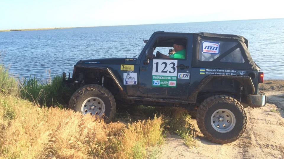 Jeep Wrangler 2