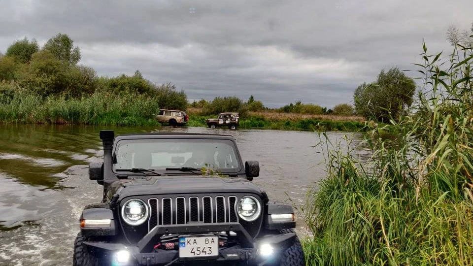 Jeep Wrangler «2.0 Турбо Клякса» 2