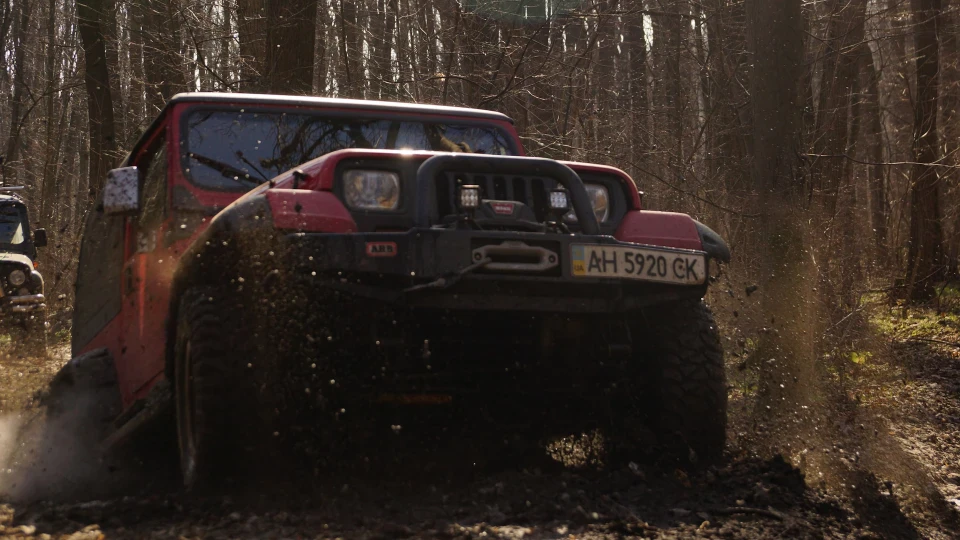 Jeep Wrangler Чумазий 3