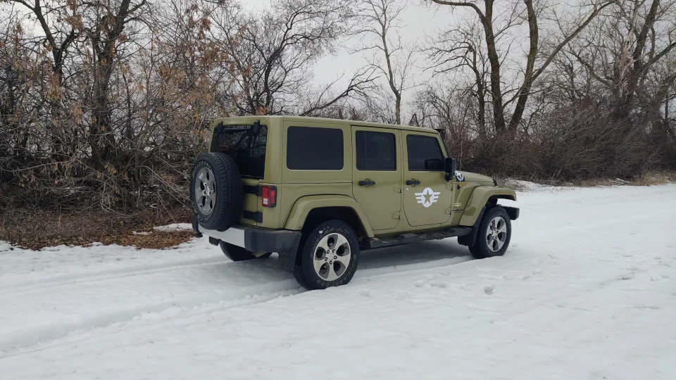 Jeep Wrangler Sahara Commando Green 5