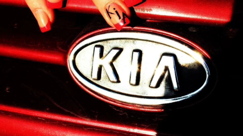 KIA Avella робоча конячка 2