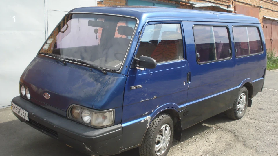 KIA Besta 2