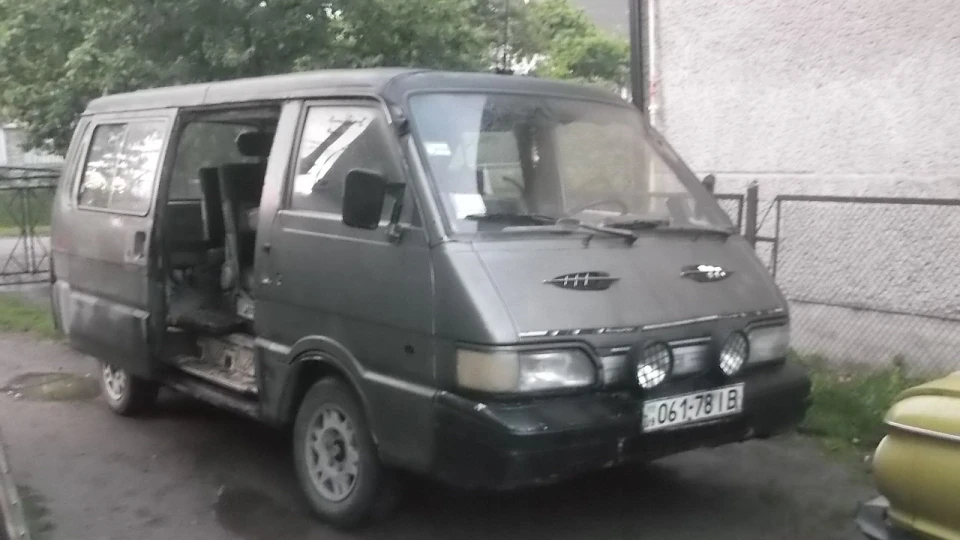 KIA Besta 2.7