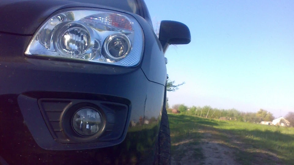 KIA Carens 2
