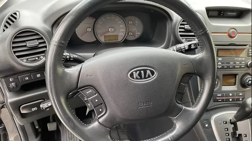 KIA Carens