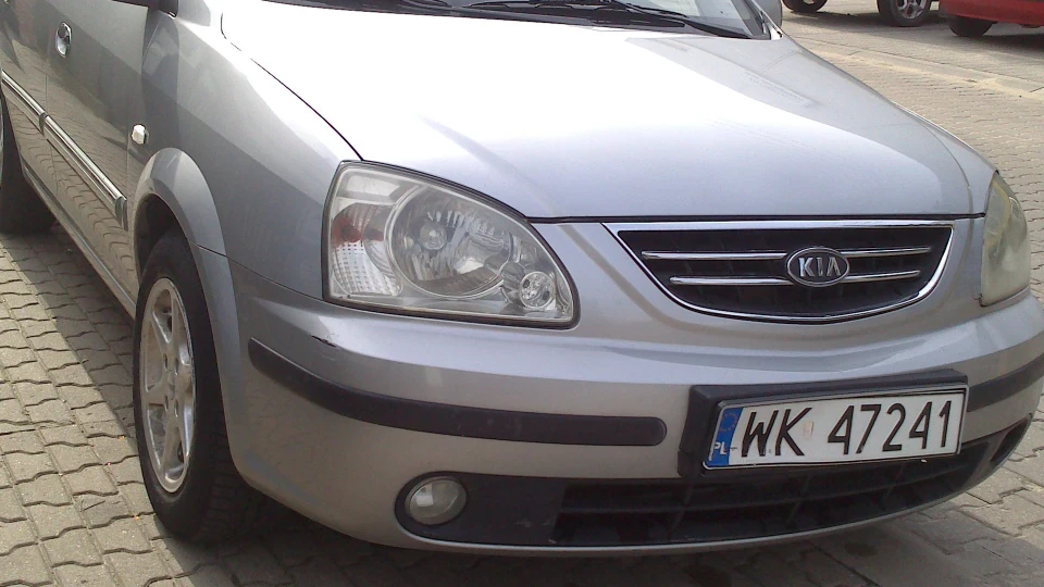KIA Carens