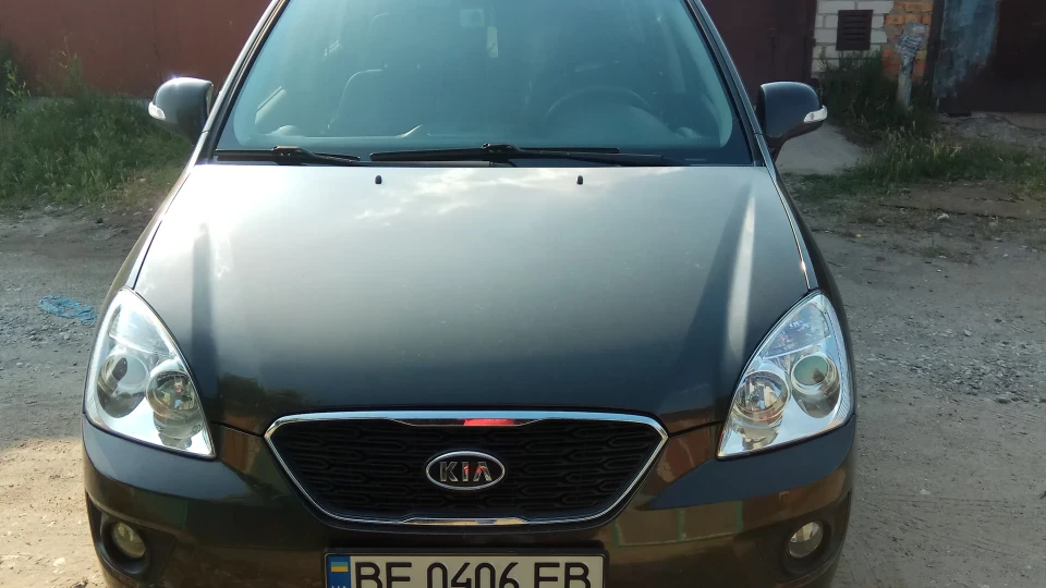 KIA Carens