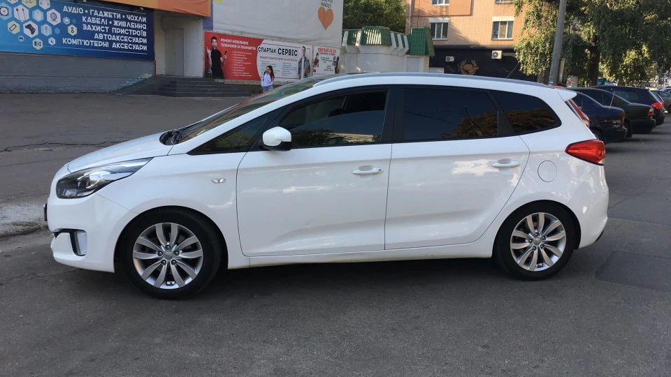 KIA Carens 1.7 2
