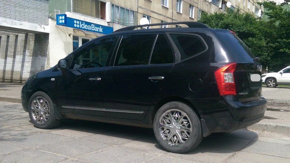 KIA Carens 2.0 CRDI АТ КАРЕНСИНО 3