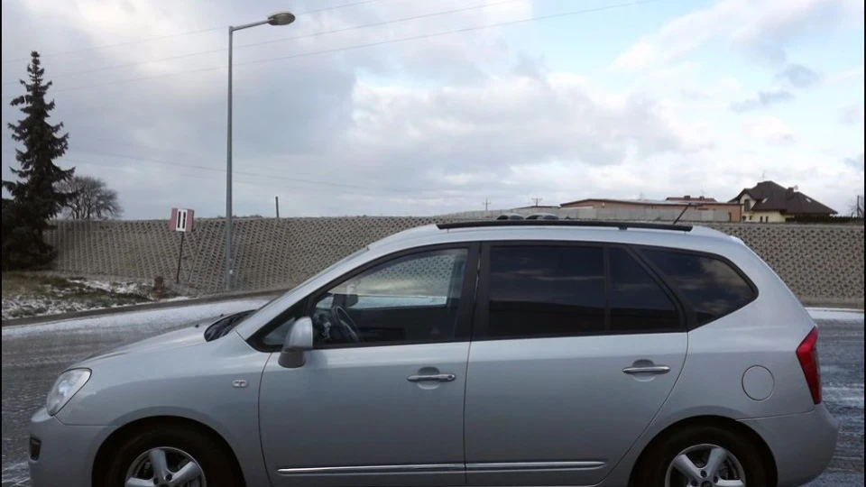 KIA Carens 2.0CRDI 5
