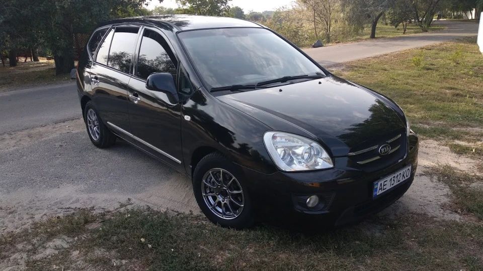 KIA Carens Карась 2.0 акпп 2