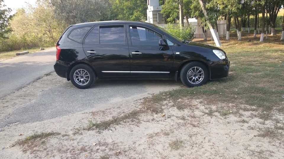 KIA Carens Карась 2.0 акпп 4