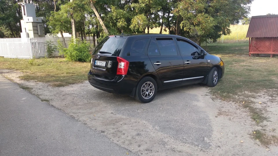 KIA Carens Карась 2.0 акпп 5
