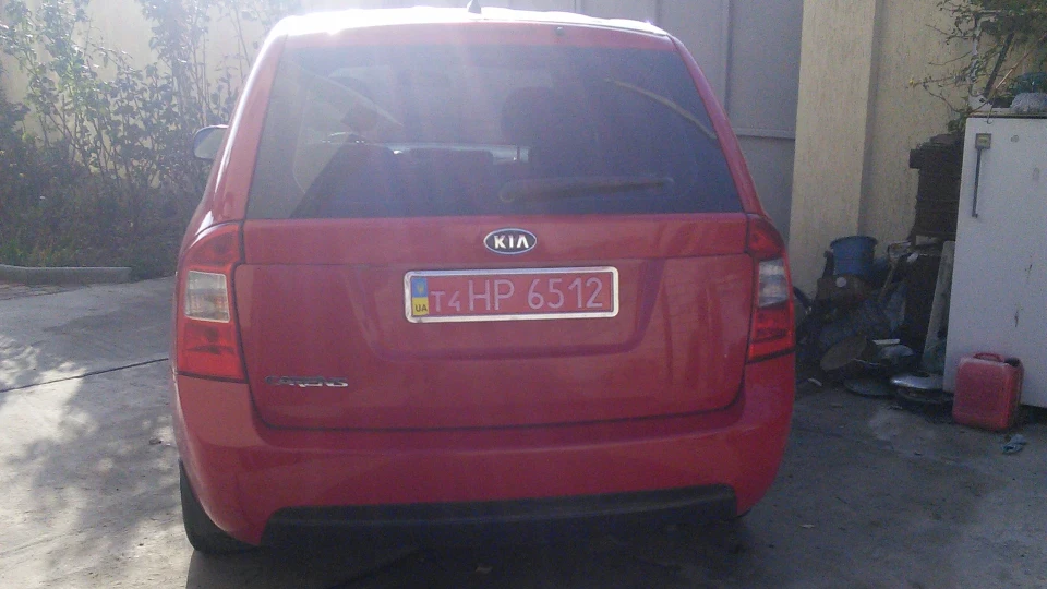 KIA Carens Туз 2,0 літра, газ 2