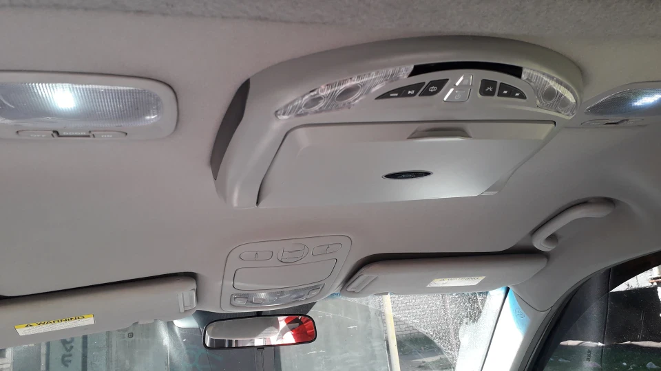 KIA Carnival Campe 5